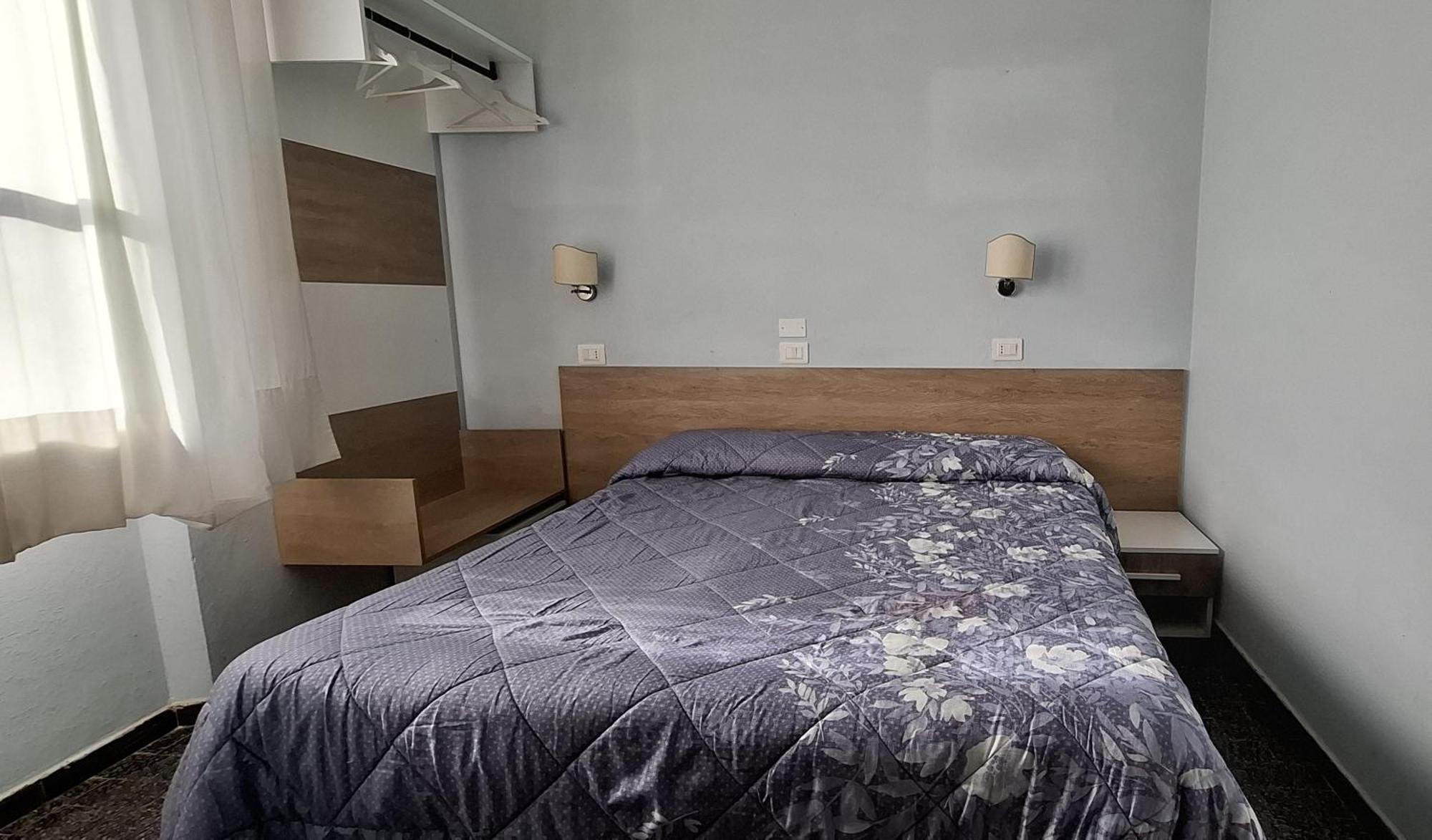 Hotel Lea Grosseto Bagian luar foto