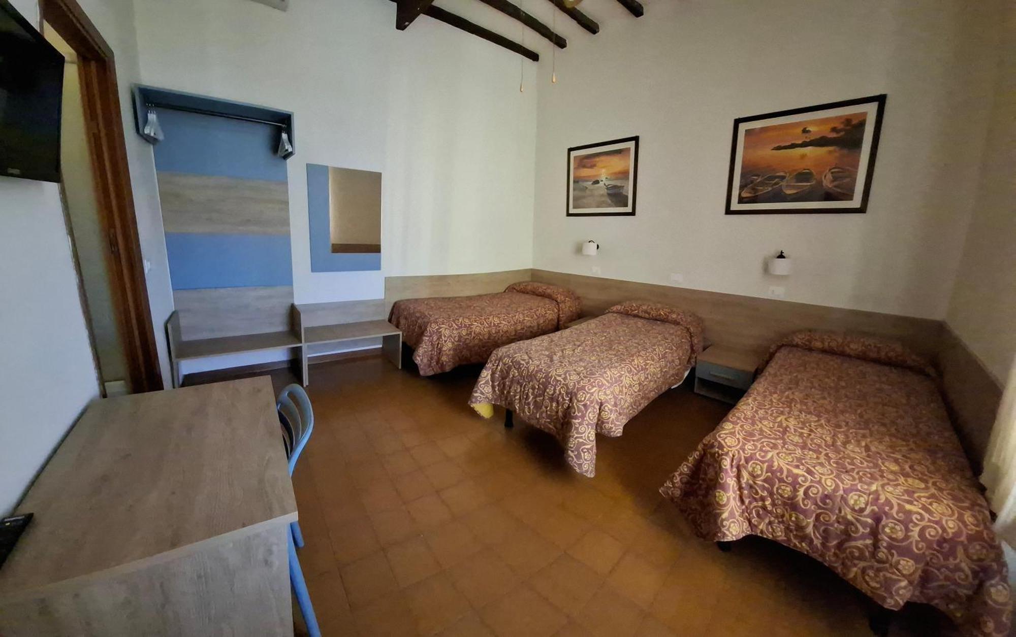 Hotel Lea Grosseto Bagian luar foto