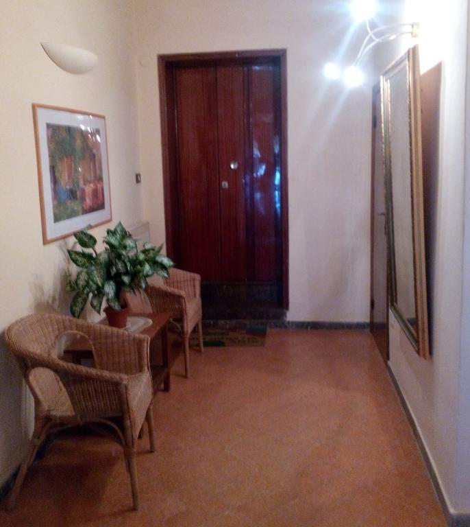 Hotel Lea Grosseto Bagian luar foto